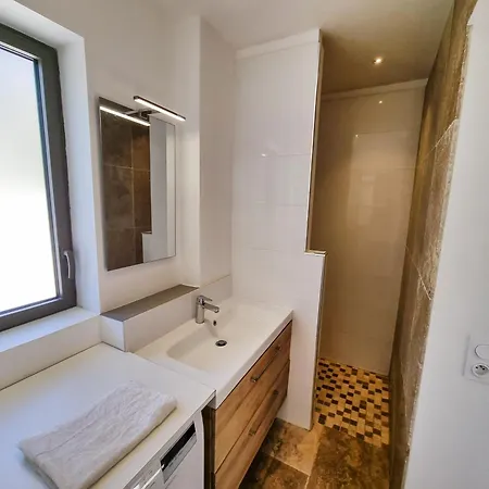 La Fossette - T2 Avec Terrasse, Parking Et Wifi * Le Lavandou