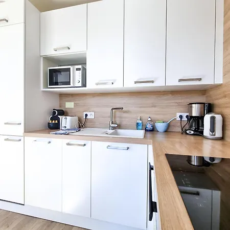 Apartment La Fossette - T2 Avec Terrasse, Parking Et Wifi *