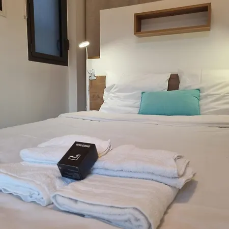 Apartment La Fossette - T2 Avec Terrasse, Parking Et Wifi *